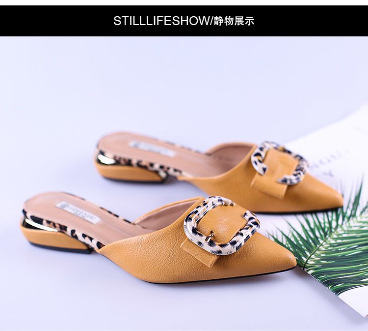 Pointed sandal slippers female external wear 2025 new summer shoes lazy slippers flat bottom small fragrant wind cool slippers
