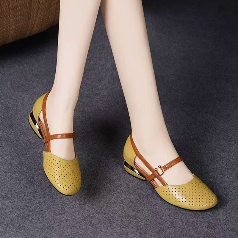 2025 Summer new Korean low-heeled hollow sandals spell color shallow mouth female round head sandals hole shoes