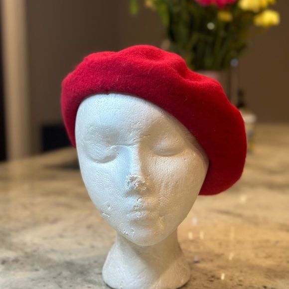 Red Beret hat