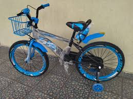 Kids' Training Bicycle – Black & Blue with Basket Size20