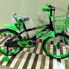 XING 16-Inch Kids Bicycle with Training Wheels Ages 5 to 8yrs Green/Black