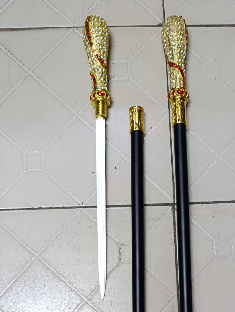 🟢 Fancy designed metalic walking sticks.

🔴 Ideal for party and special occasions.

🔵 with sword.

🔖durable 

Ideall and convenient for use