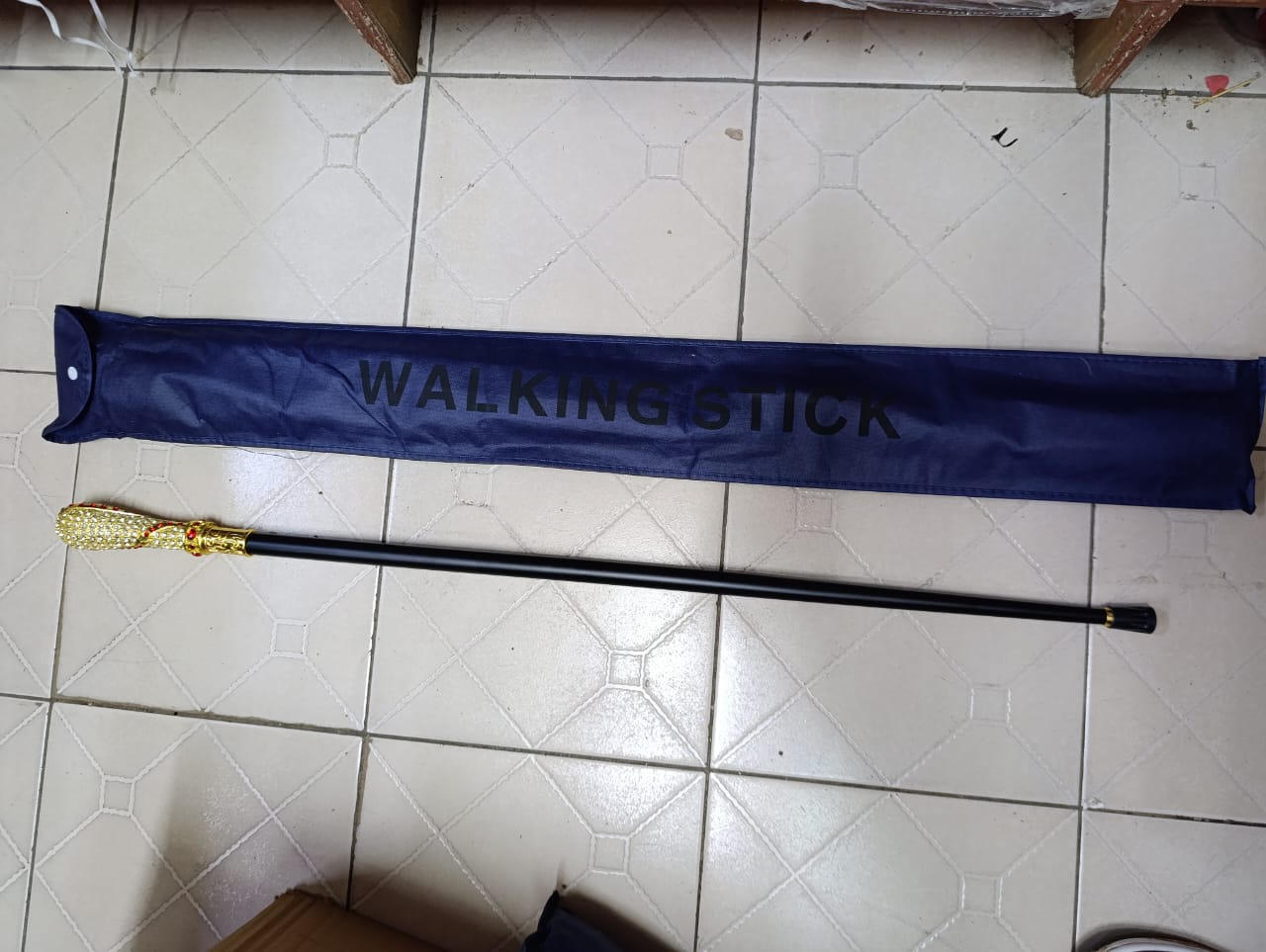🟢 Fancy designed metalic walking sticks.

🔴 Ideal for party and special occasions.

🔵 with sword.

🔖durable 

Ideall and convenient for use