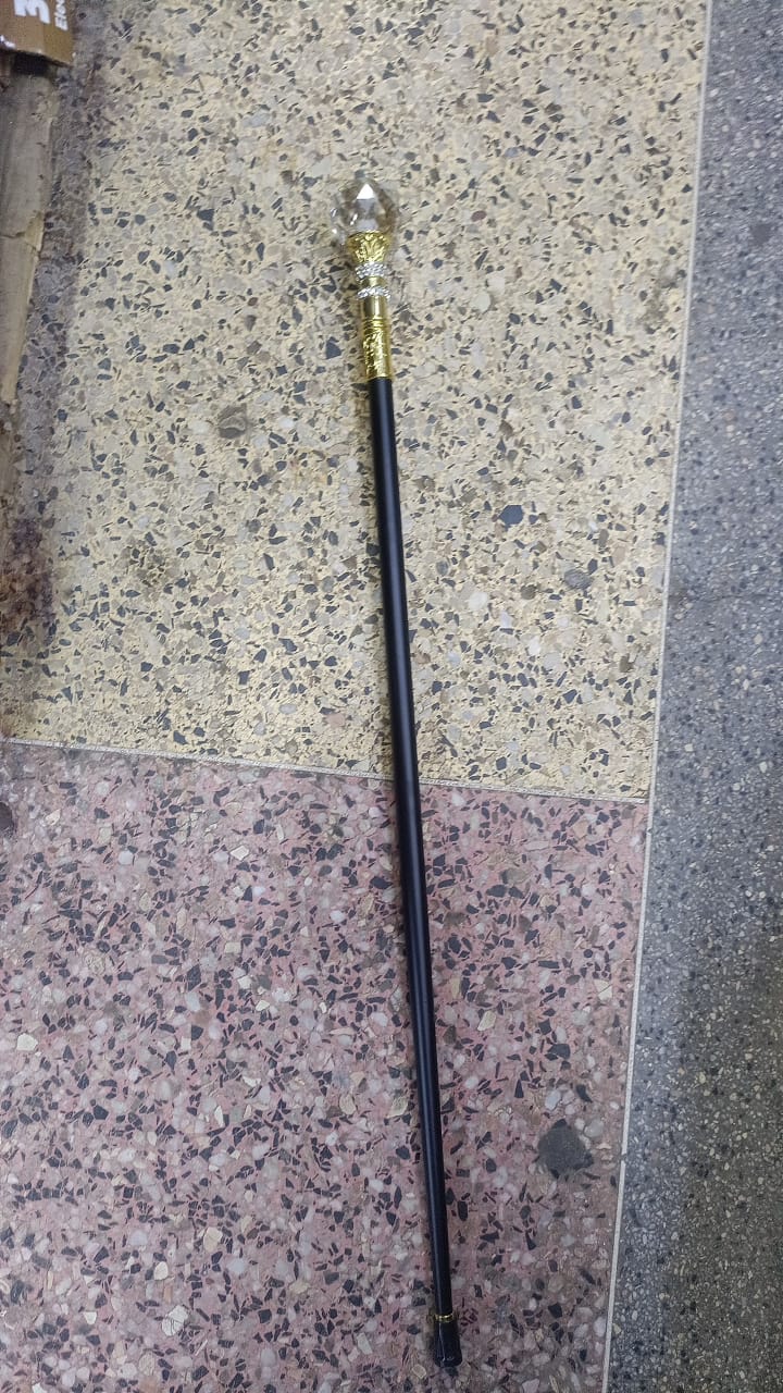 🟢 Fancy designed metalic walking sticks.

🔴 Ideal for party and special occasions.

🔵 with sword.

🔖durable 

Ideall and convenient for use