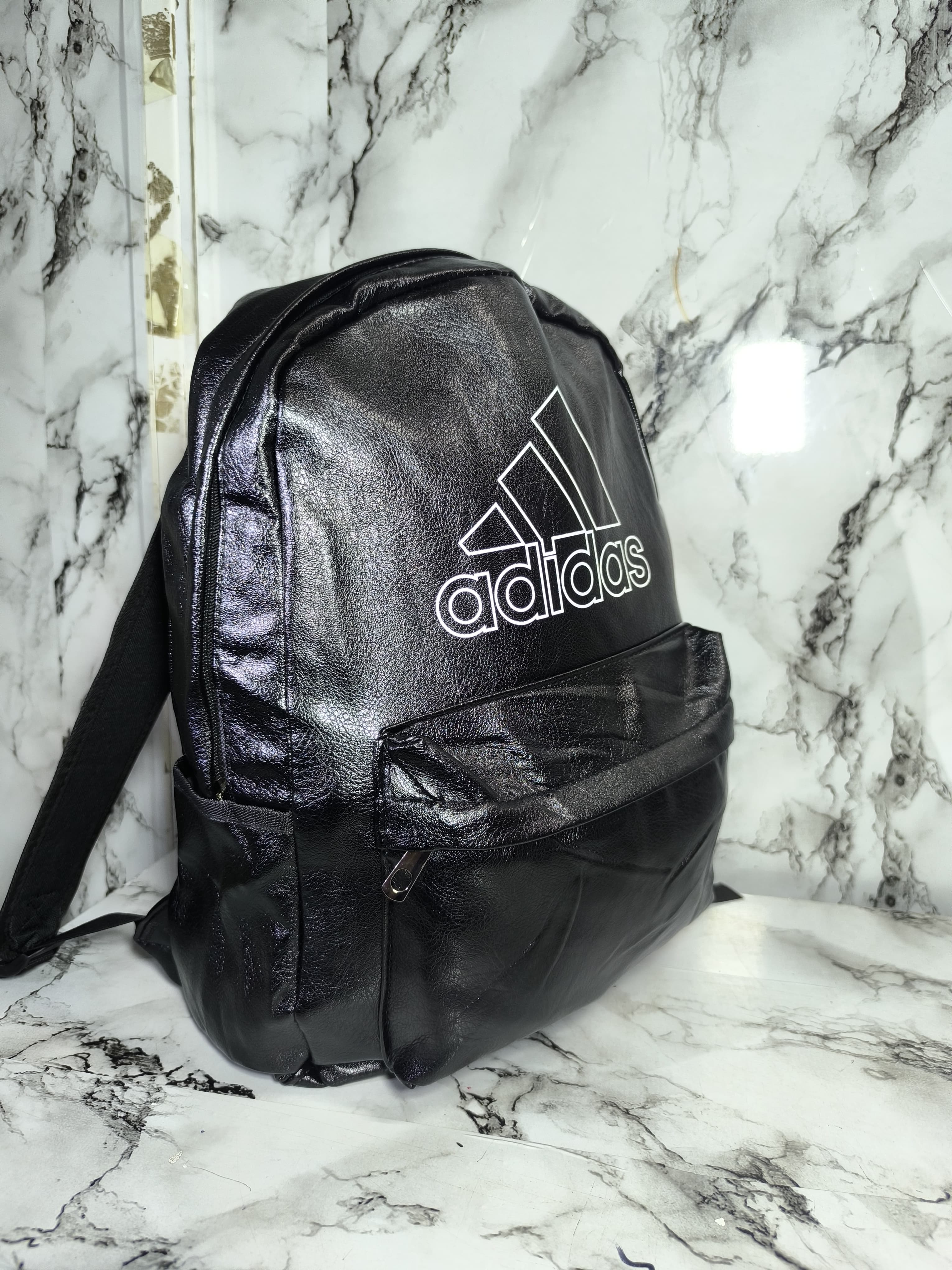High quality adidas backpack‼️
✅Perfect for school,work and adventure.
✅ Spacious, durable, and laptop-friendly. Grab yours!
✅Perfect gift for a teenage girl/boy

*Colors available: Black, grey, brown