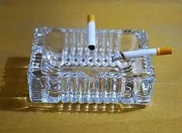ASH TRAY SQUARE GLASS Premium Quality: This ashtray is made of high-quality materials that ensure durability and longevity. It is resistant to wear and tear, making it perfect for long-term use