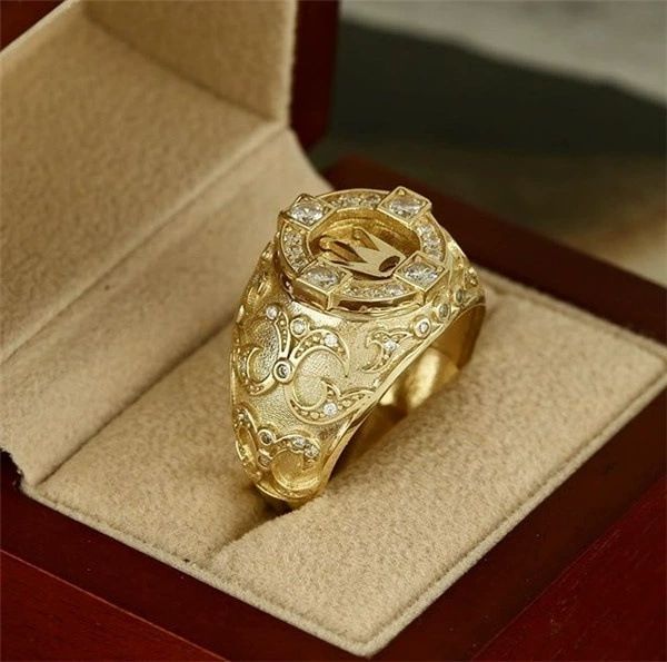 Classic Men's Ring Fashion Metal Gold Color Inlaid Black Stone Zircon Punk Rings for Men Engagement Wedding Luxury Jewelry