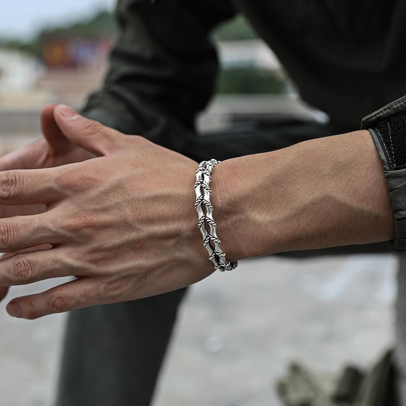 Punk Simple Silver Color Twisted Mobius Cuff Bangles Infinite Loop Bracelet Men\'s Fashion Casual Party Jewelry Gift