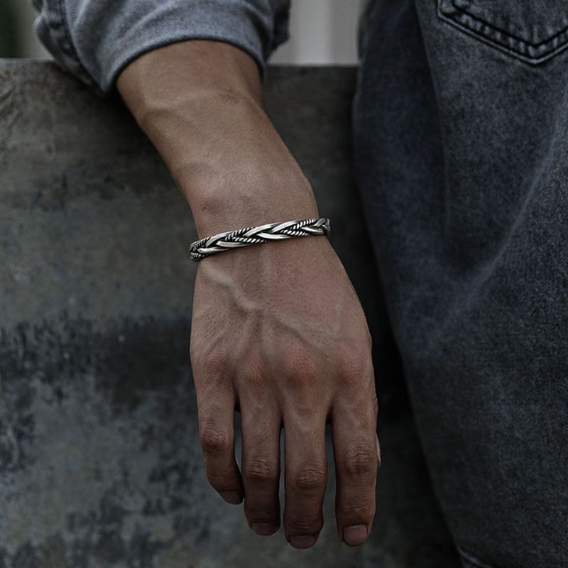 Punk Simple Silver Color Twisted Mobius Cuff Bangles Infinite Loop Bracelet Men\'s Fashion Casual Party Jewelry Gift