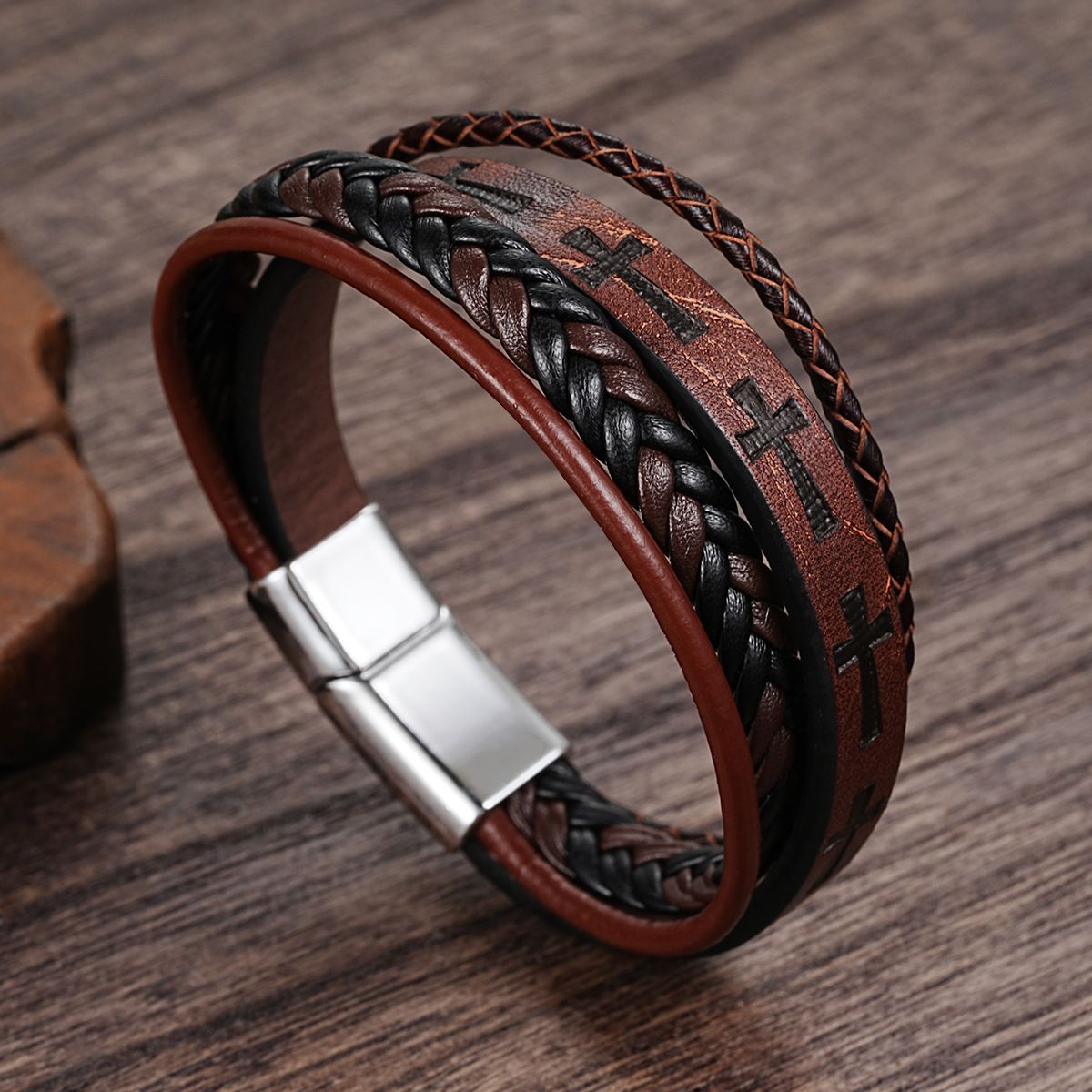New Classic Men's Bracelet Multilayer Hand Woven Leather Bracelet Male Jewelry Bangle
