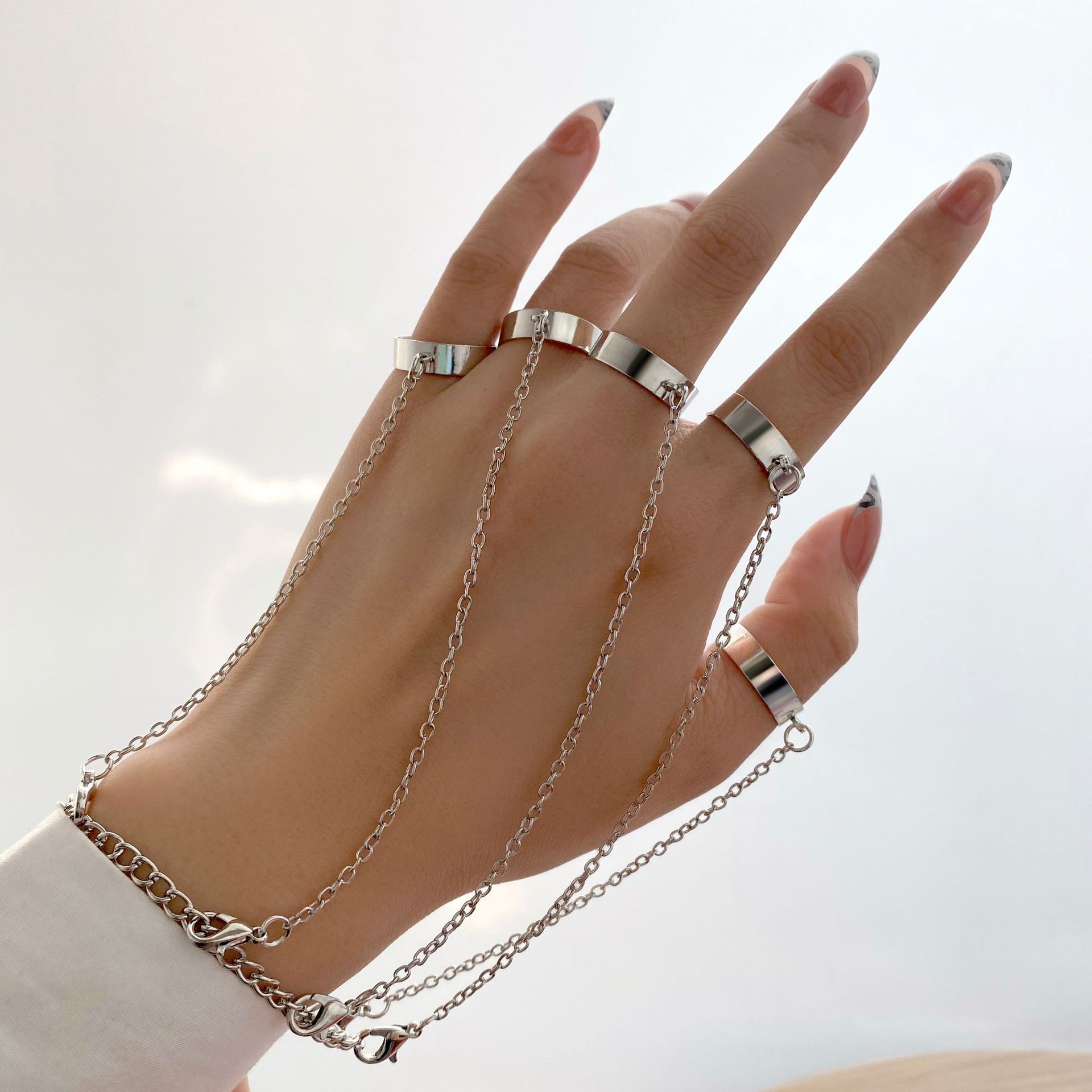 Punk Gothic Black Tassel Chain Finger Rings Bracelets For Women Men Exaggerate Metal Geometric Link Bracelet Jewelry
