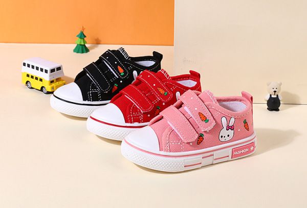 New Children Canvas Board Shoes Kids Loafers for Girls Boys Sport Running Trainers Fashion Breathable Baby Canvas Sneakers Flats