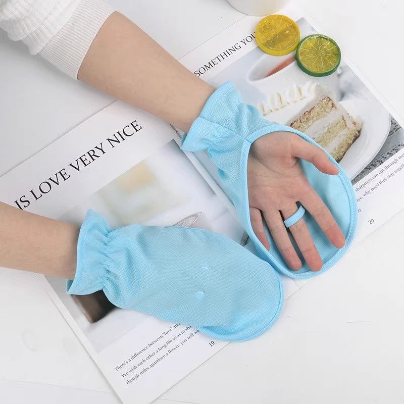 Sun Protection Gloves Women's Outdoor Cycling UV Resistant Short Gloves Breathable Fabric Anti-slip Horseshoe Sleeves
