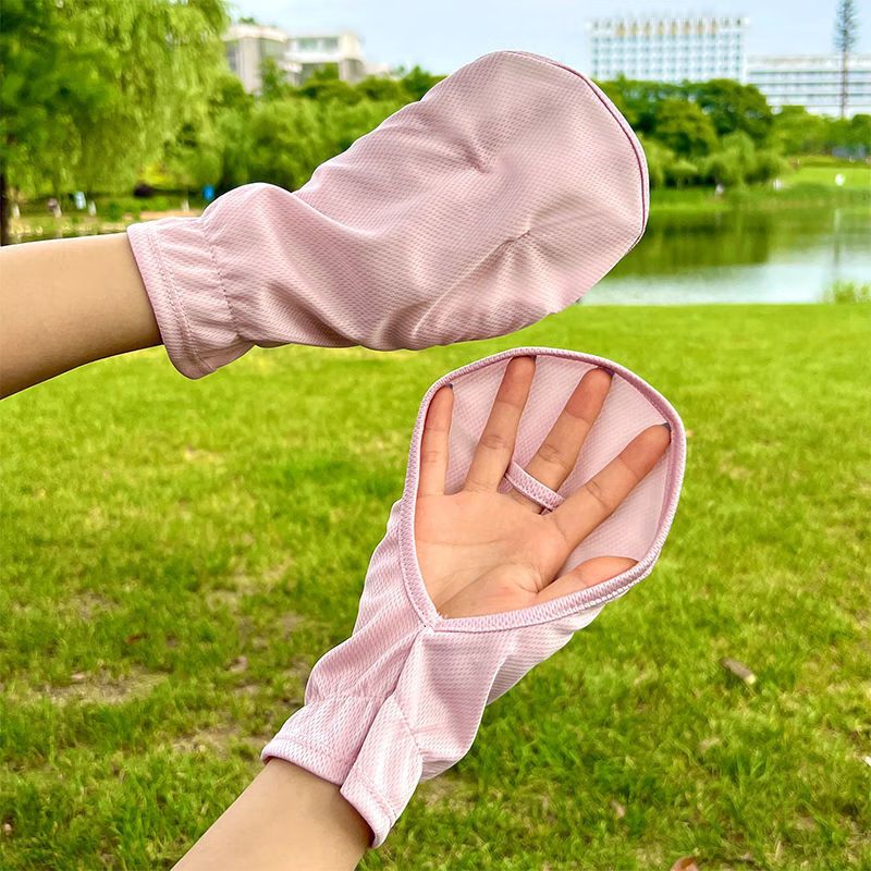 Sun Protection Gloves Women's Outdoor Cycling UV Resistant Short Gloves Breathable Fabric Anti-slip Horseshoe Sleeves