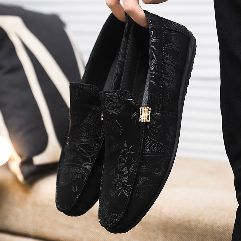 Men's Popular Bean Shoes One Foot Lazy Shoes Versatile Breathable Casual Driving Cloth Shoes