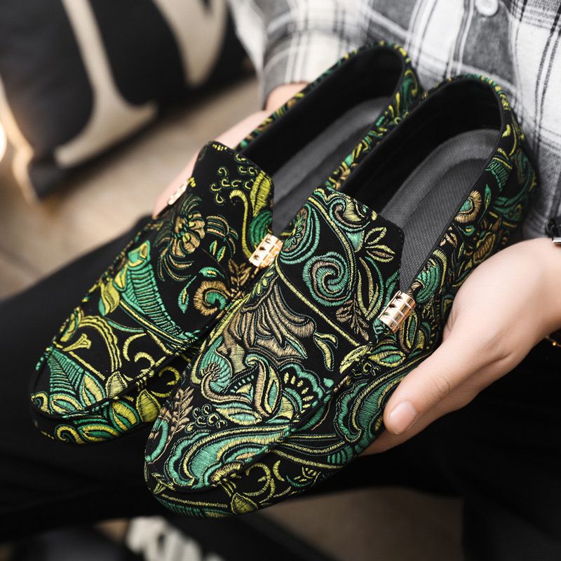 Men's Popular Bean Shoes One Foot Lazy Shoes Versatile Breathable Casual Driving Cloth Shoes