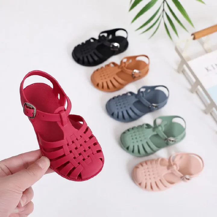 Summer Girls Boys Roman Sandals Kids Hollow Out Jellies PVC Outdoor Beach Children Baby Sandals Shoes Flat Soft Sole Antiskid