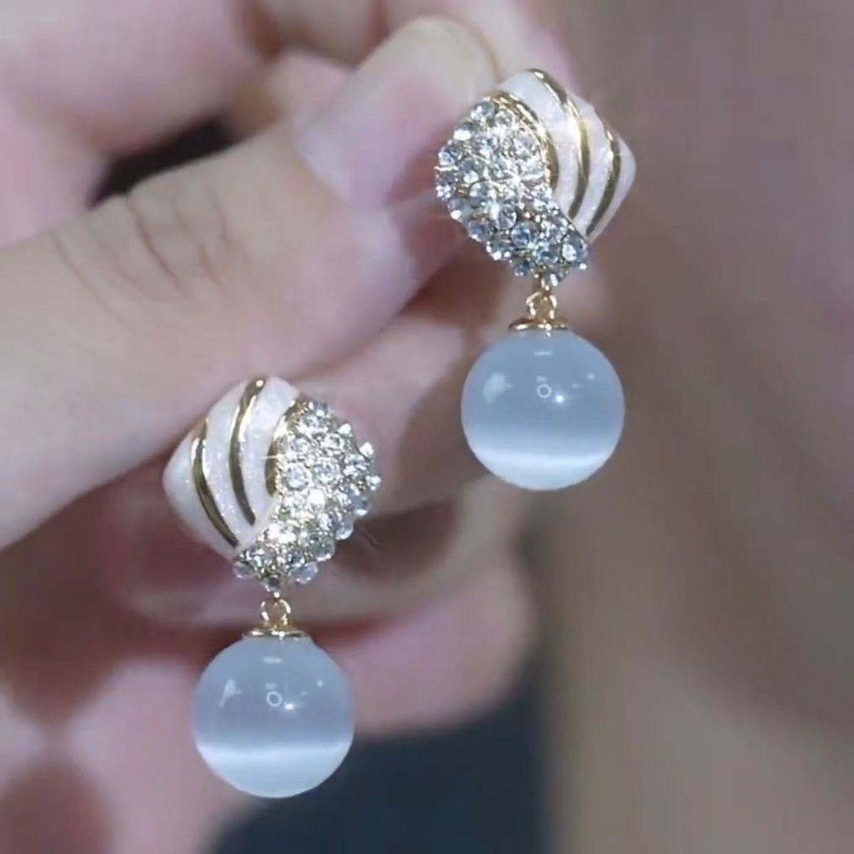 New Geometric Cat Eye Stone Round Women's Earrings Gift Jewelry Accessories