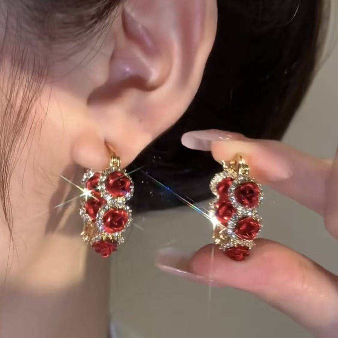 Fashion Trend Unique Design Elegant Delicate Zircon Rose Flower Circle Earrings For Women Jewelry Wedding Party Premium Gifts