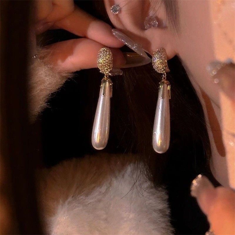 Vintage Simple Drop Earrings Long Water Drop Pearl Earrings for Women Girls Statement Jewelry Gifts