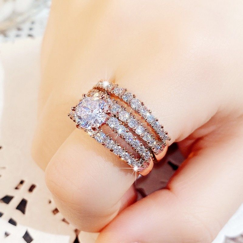 Trendy Hollow Set Rings Full Bling Iced Out CZ Stone Luxury Women Wedding Engagement Rings 2Pcs Set Jewelry