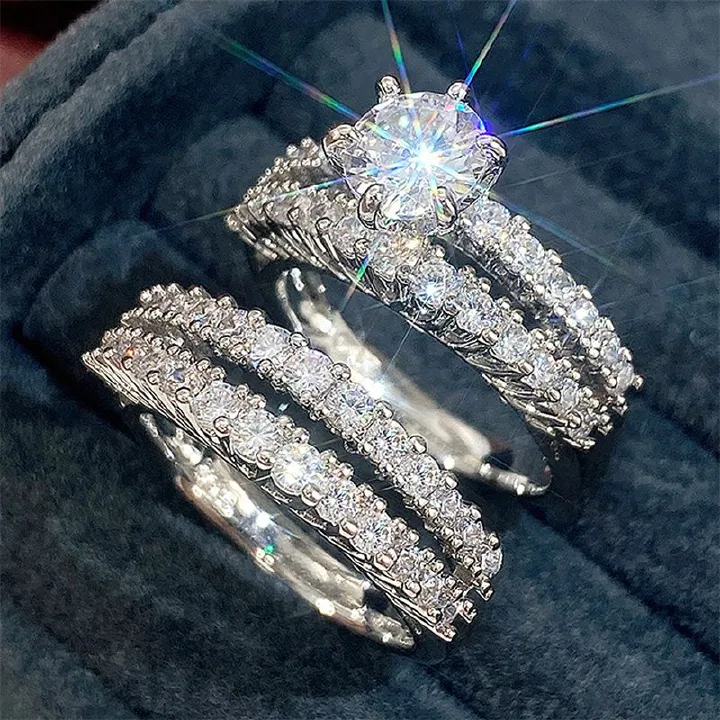 Trendy Hollow Set Rings Full Bling Iced Out CZ Stone Luxury Women Wedding Engagement Rings 2Pcs Set Jewelry