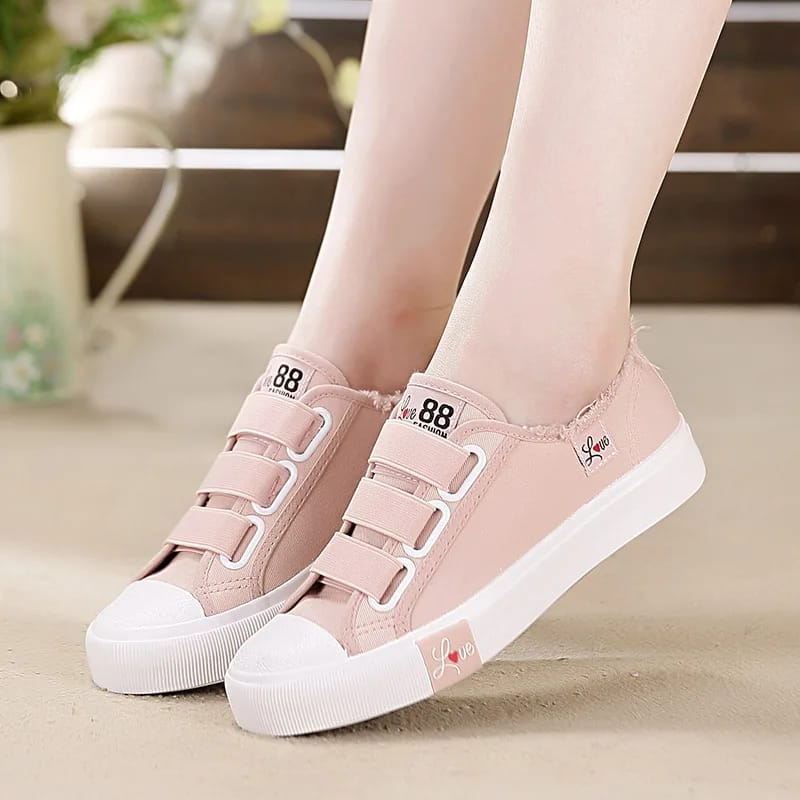 Quality and Durable Ladies Rubbers Benbu fashion low cut Sneakers   Women's Shoes