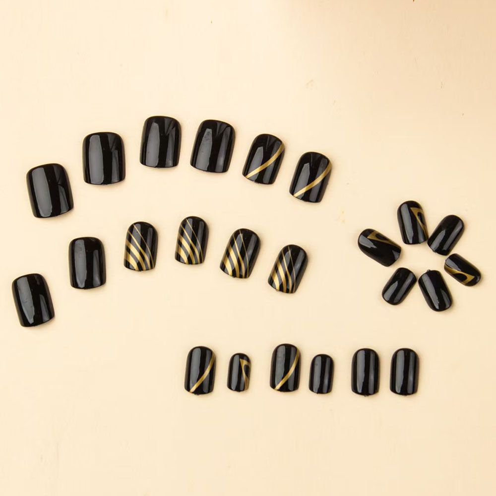 Black gold lines, European and American square nail art pieces, spicy girl fashion fake nail products