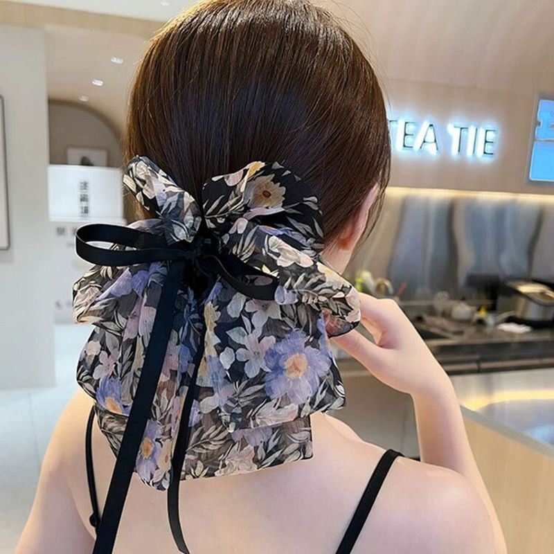 Retro style pearl bow clip, women's back of the head, low ponytail hair clip, half tied hair clip, temperament hair accessory, high-end temperament, elegant low ponytail hair accessory, hair clip