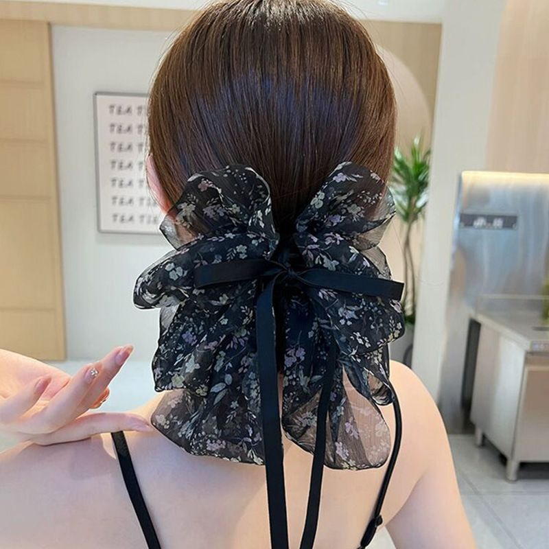 Retro style pearl bow clip, women's back of the head, low ponytail hair clip, half tied hair clip, temperament hair accessory, high-end temperament, elegant low ponytail hair accessory, hair clip