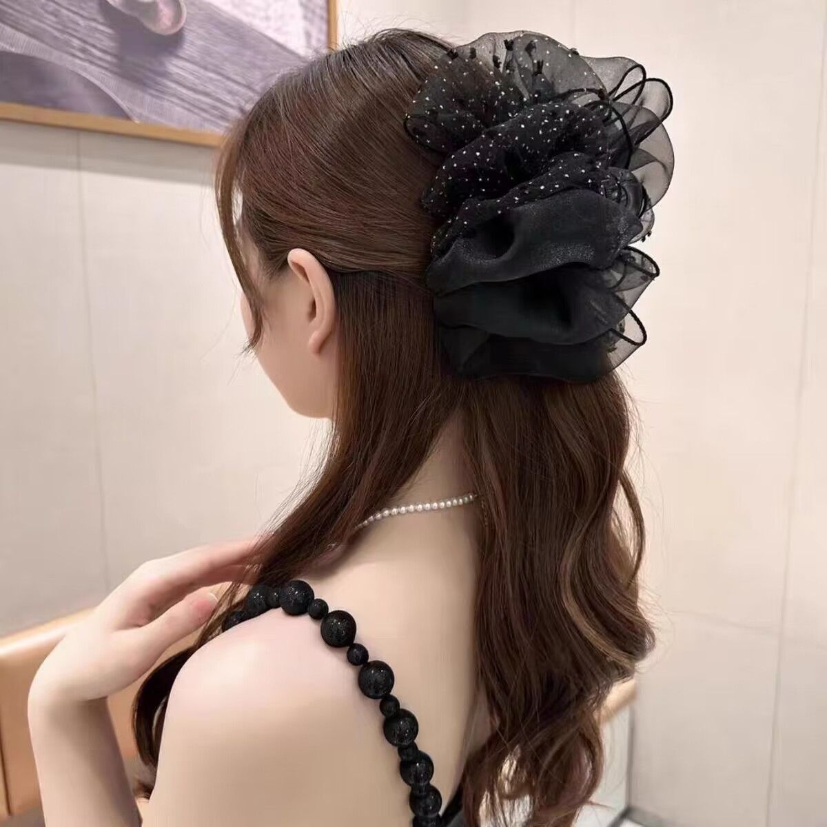 Exquisite Starry Sky, Super Fairy Flower Hair Clip for Women, Simple and Fresh Style, Duckbill Clip, Fashionable and Versatile Headwear, High End Hair Accessories