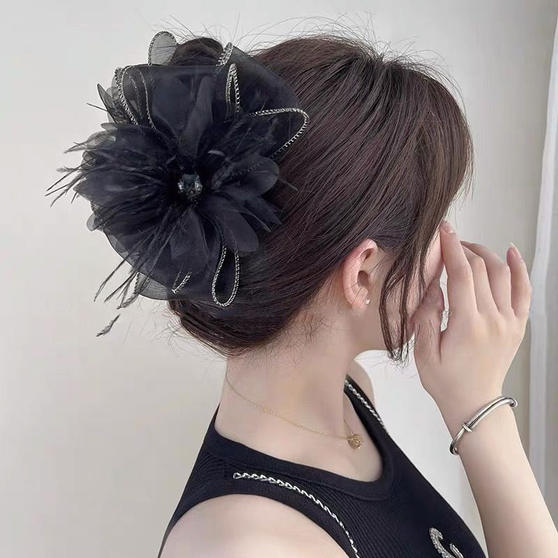 Exquisite Starry Sky, Super Fairy Flower Hair Clip for Women, Simple and Fresh Style, Duckbill Clip, Fashionable and Versatile Headwear, High End Hair Accessories