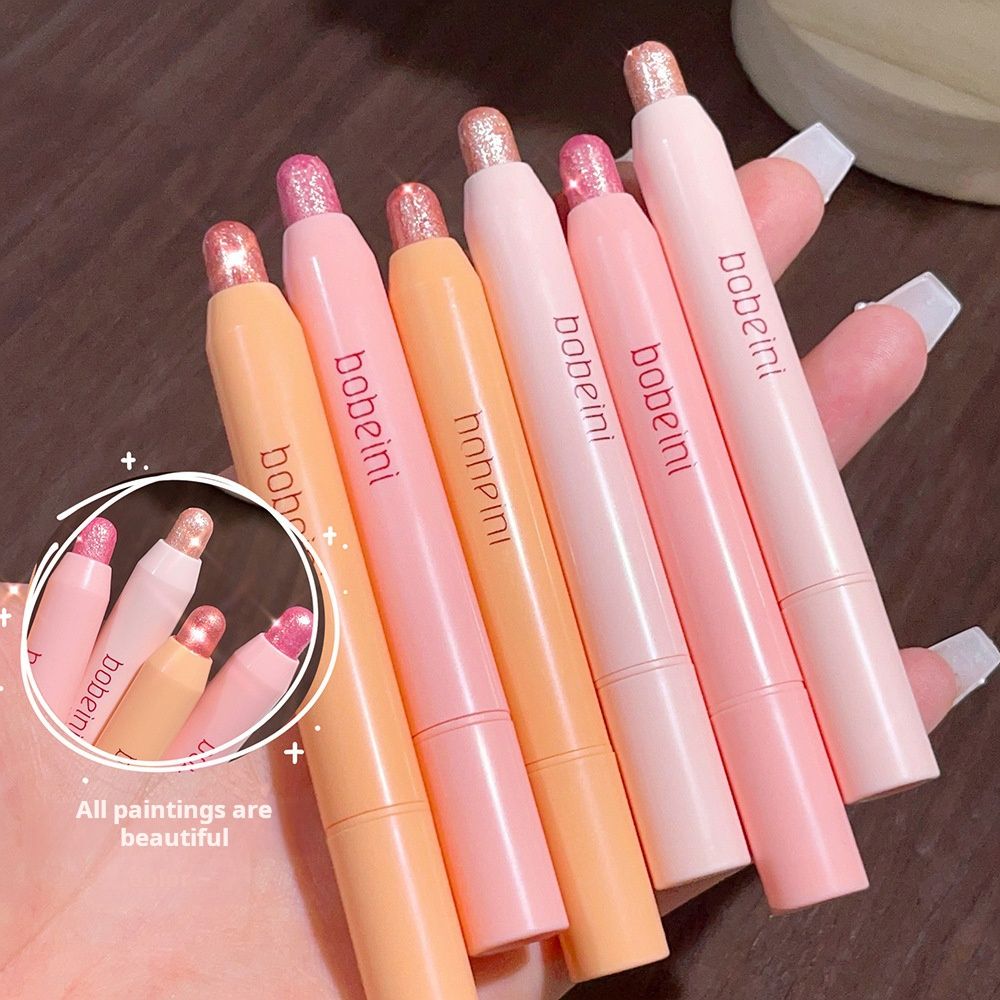 A touch of molded Lazy highlighter eyeshadow Brightening Pen Pearl Fine Flash brightening Sleeper Silkworm 3-in-1 Diamond Eye