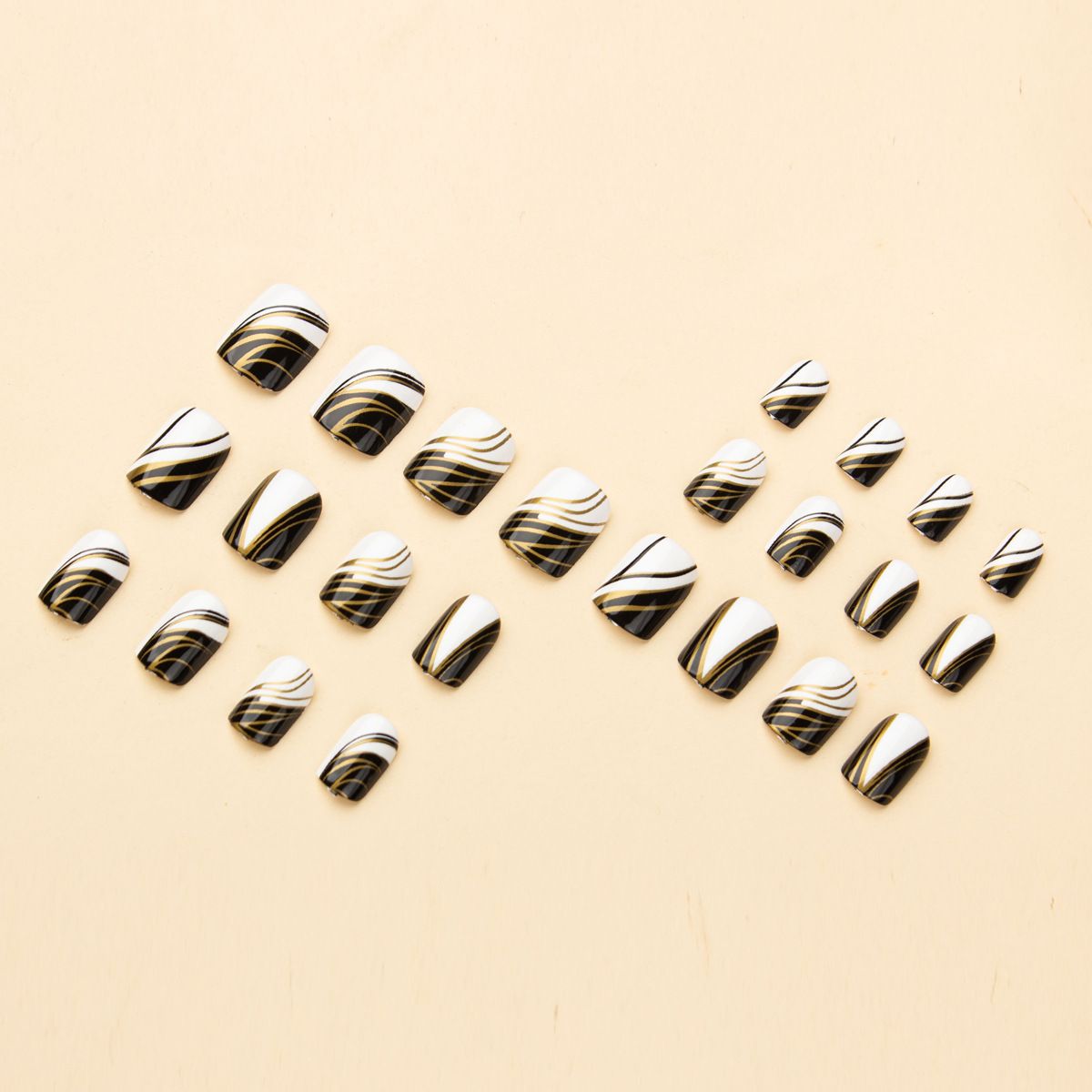 24 pieces of European and American French line patterns, black and white nail art, gold lines, high-end sense, fake nails, wearable nails, removable nail art pieces, nail art pieces, short almond nail