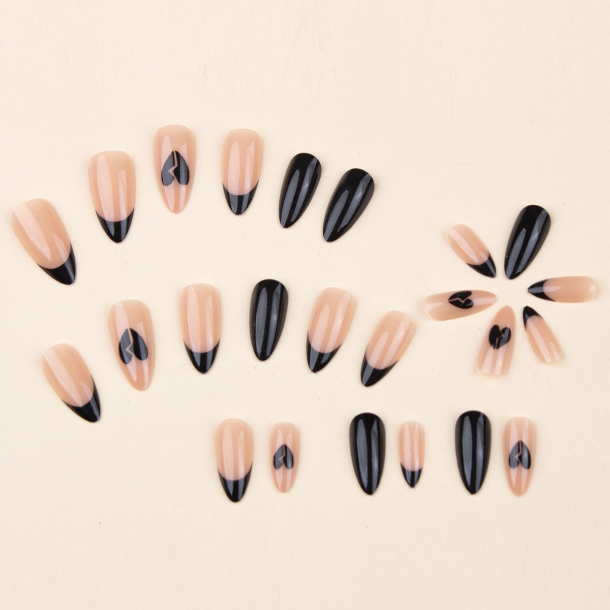 Valentine's Day nail art with French temperament, black heart-shaped French high-end peach heart nail stickers, finished nail art, 24 piece box, armored sheet