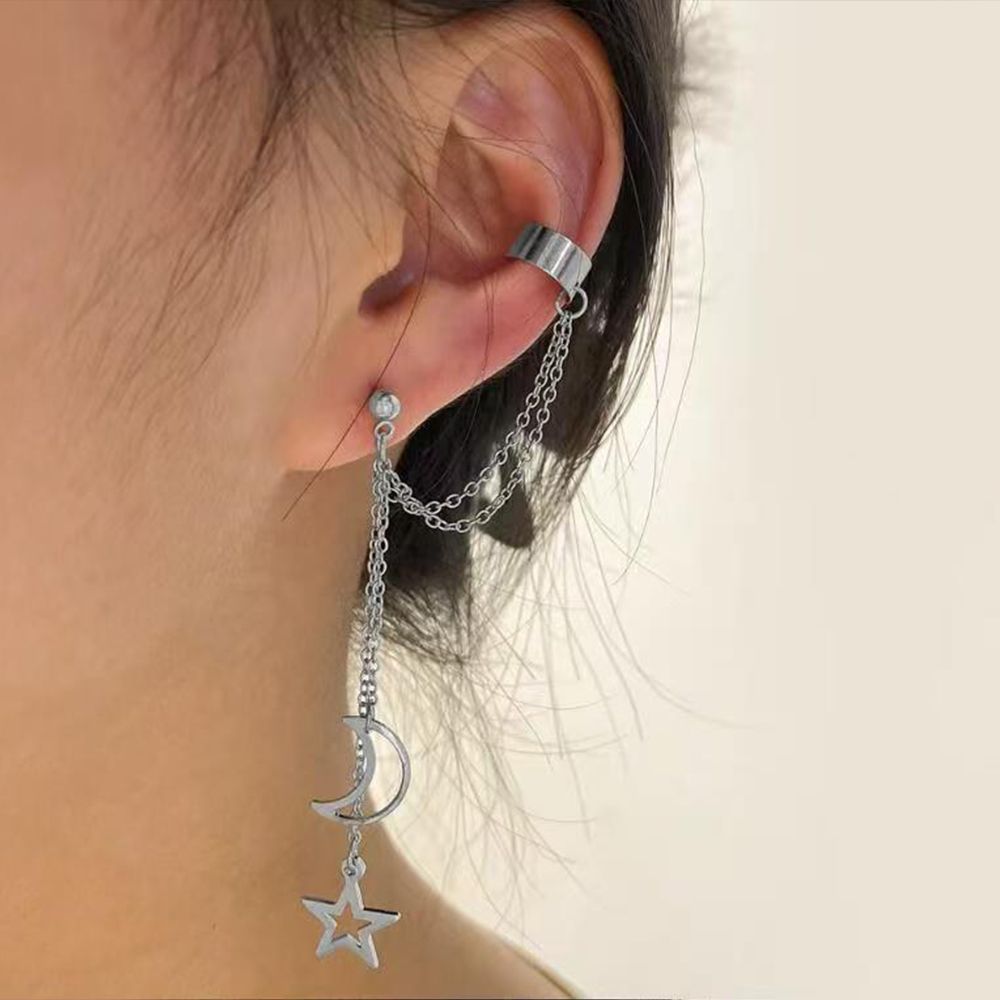 （Clearance Sale）Europe and the United States new creative personality trend metallic earrings long five-pointed star earrings bone clip has layers of fashion women