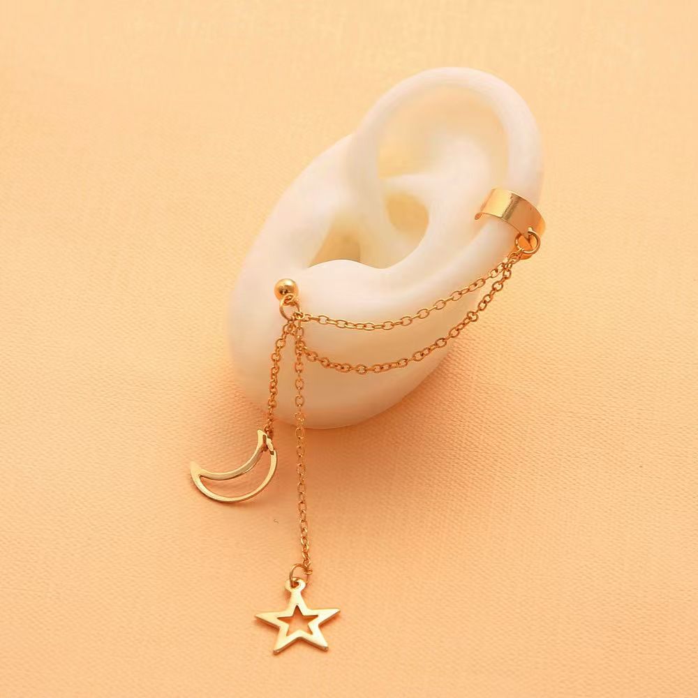 （Clearance Sale）Europe and the United States new creative personality trend metallic earrings long five-pointed star earrings bone clip has layers of fashion women