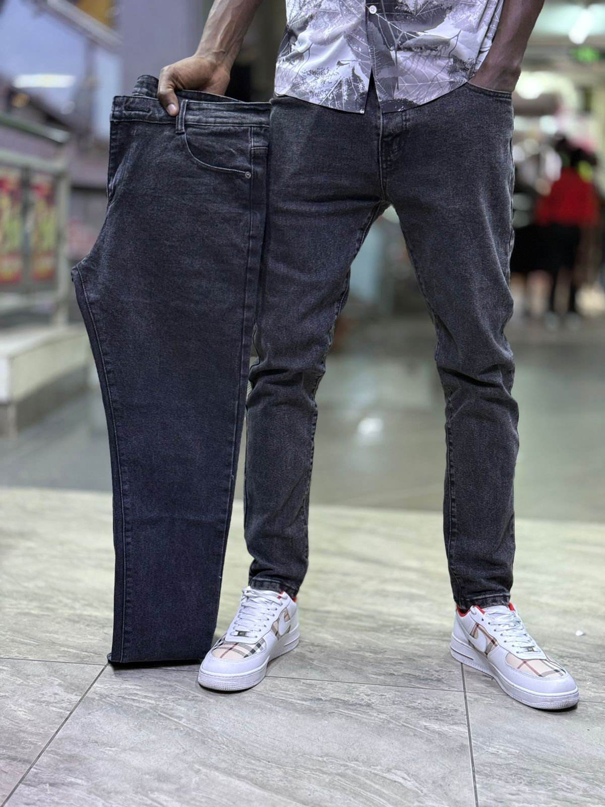 Dark Grey Slim Fit Men Denim Jeans
