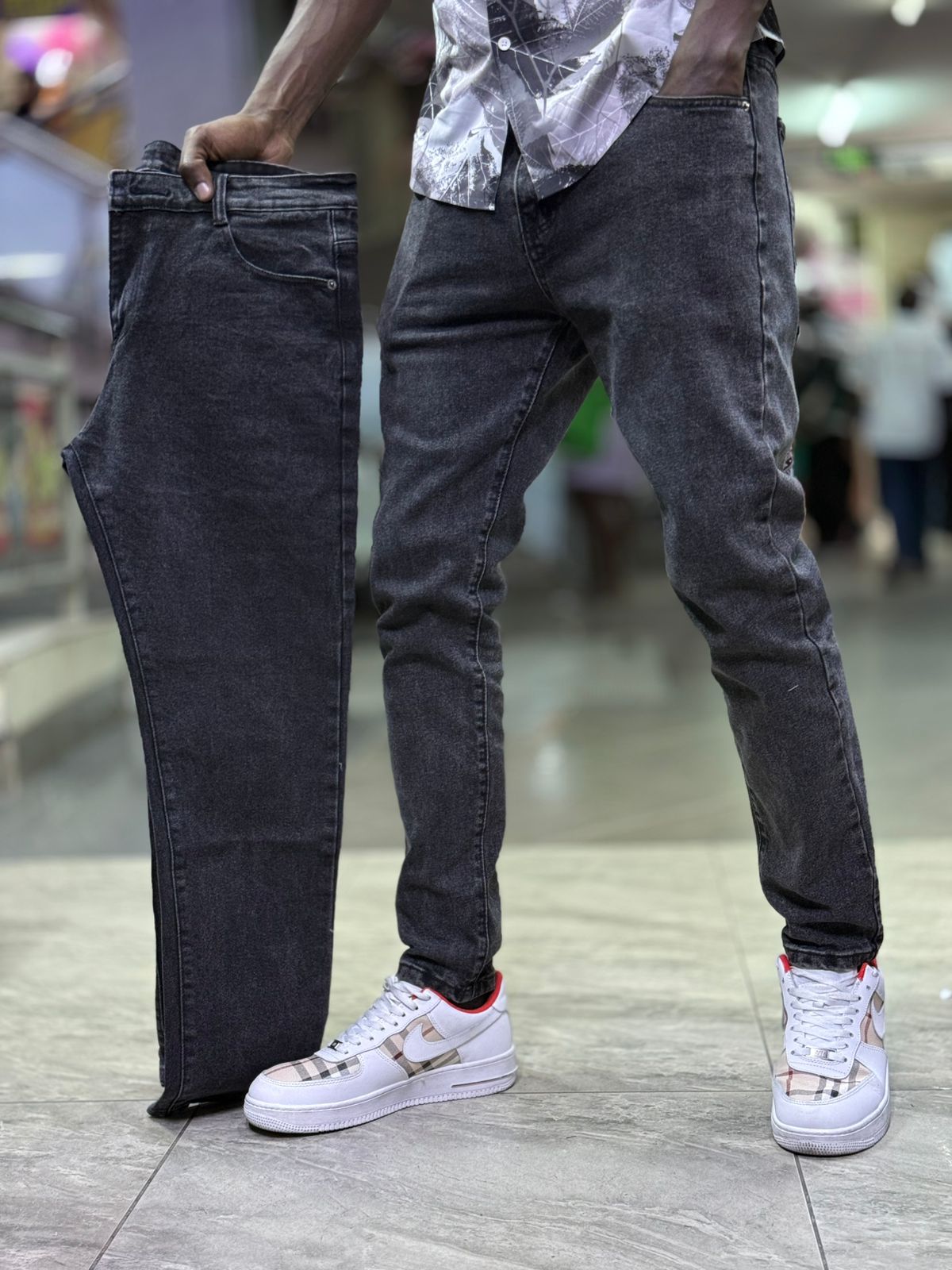 Dark Grey Slim Fit Men Denim Jeans