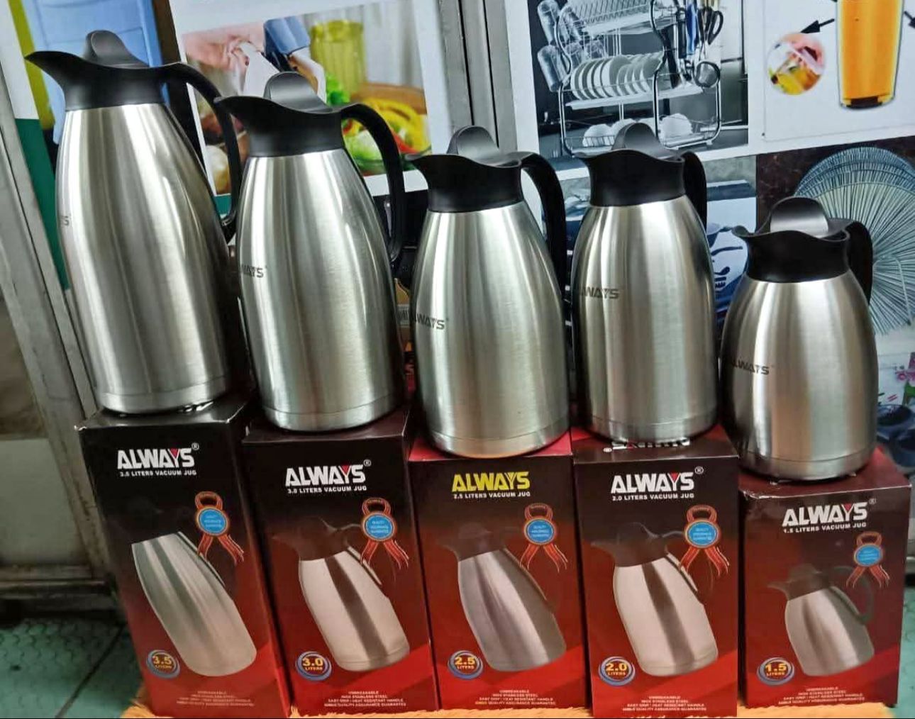 🔥 NEW ARRIVAL ALERT! SUNDABEST Premium Stainless Steel Vacuum Jug 💧☕ – 2L | 2.5L | 3L 🔥✨ Elegant. Durable. Keeps Drinks Hot or Cold for Hours! ✨Perfect for Home, Office & Travel Use 🚗🏠💼