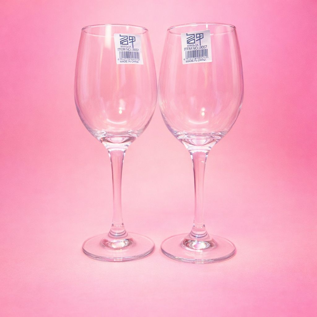 🔥 New Year Sale 🍷 6-Piece Wine Glass Set – Elegant Design, Durable Glass | Perfect for Entertaining 🥂