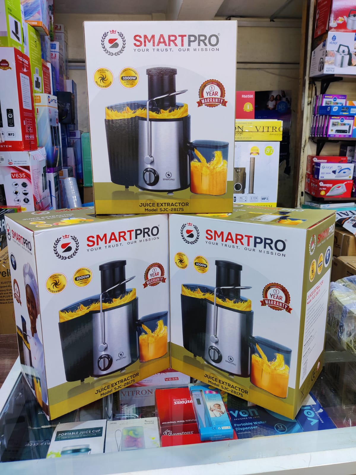 QUALITY NEW IN MARKET!!! SmartPro SJC-2817S Electric Juicer – 800W Centrifugal Juice Extractor with 3" Wide Feed Chute, Dual Speed Control, Stainless Steel Blades, BPA-Free, Easy to Clean.