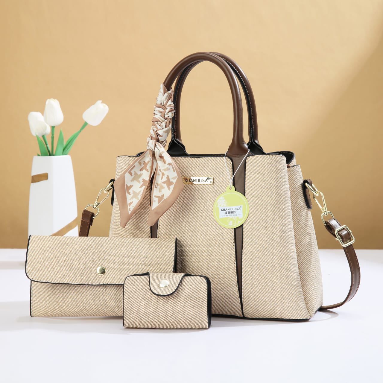New in, 3 in1pc Classy tote women handbag