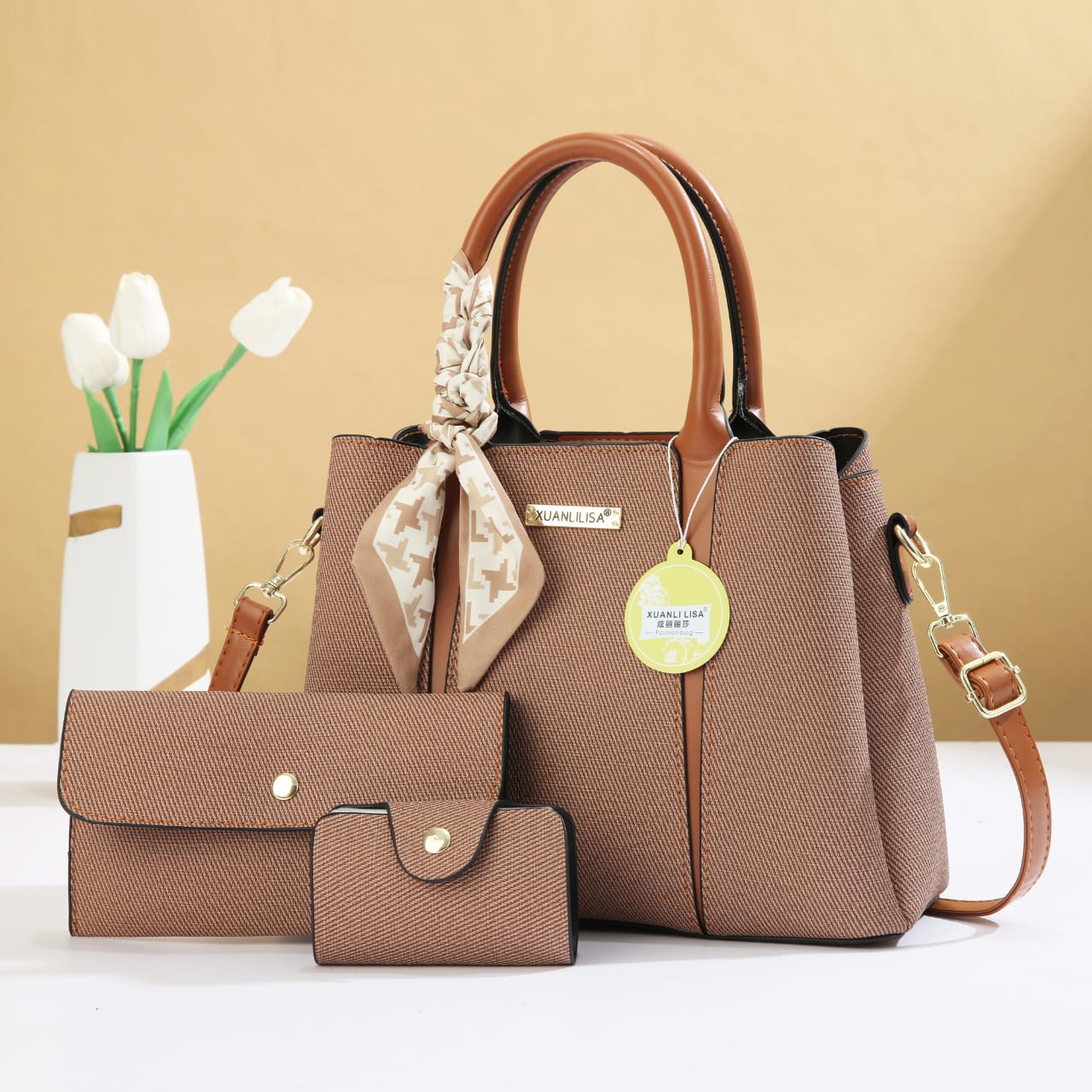 New in, 3 in1pc Classy tote women handbag