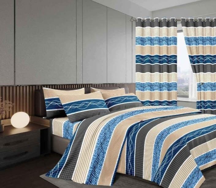 High Quality 7 Pc Curtain Duvets, 7 Piece Duvet With Curtain Bedding Set / Complete Bedding Ensemble.