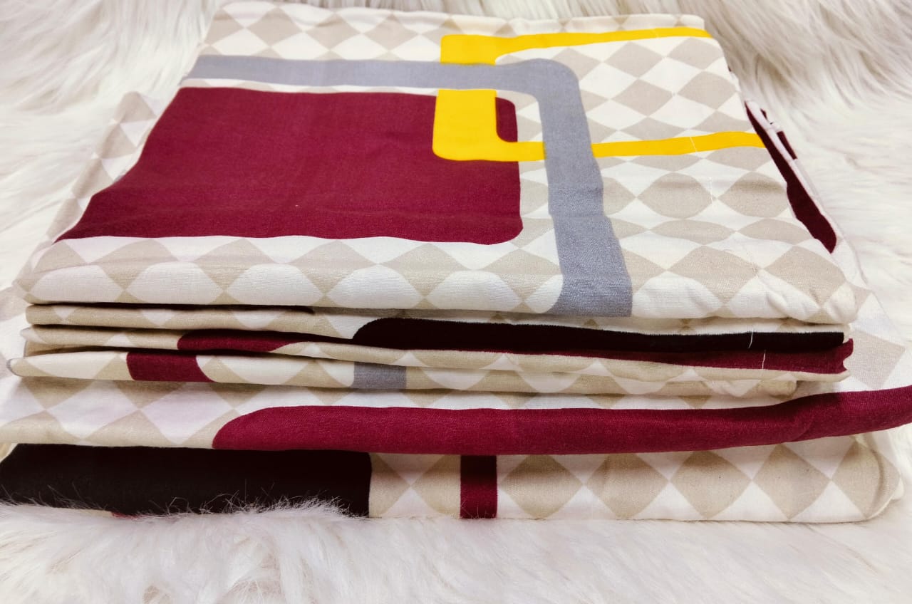 6 pc Bedsheets, provides luxurious comfort for your bed. Made with 100% cotton, it includes 2 bedsheets, 4 pillow cases, and is available in a size of 6by6