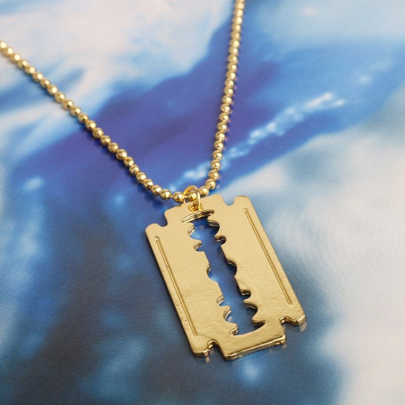 Razor Blade Necklace Movie Jewelry Judas Priest  Pendants&Necklaces Stainless Steel Necklace for Women Men A-1227