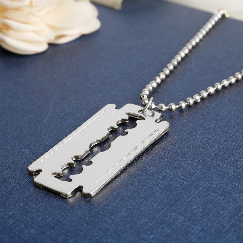 Razor Blade Necklace Movie Jewelry Judas Priest  Pendants&Necklaces Stainless Steel Necklace for Women Men A-1227