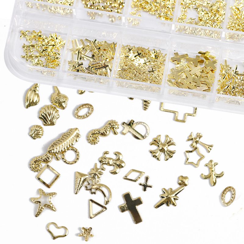 Nail Art New Japanese 12 Grid Nail Art Rivet Jewelry Set Alloy Solid Semicircle Patch B2-487