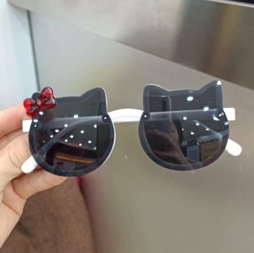 Kids Summer Cute Kitten Sunglasses Arched Acrylic Outdoor Sunscreen Baby Sunglasses Girls Classic Kids Boys Glasses
FZ-449